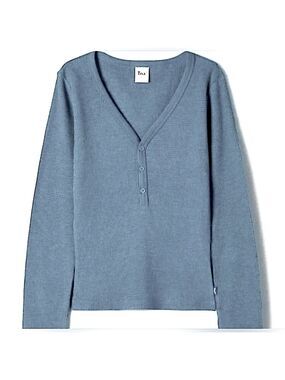 TNA Waffle Vneck Long Sleeve Tee. T20